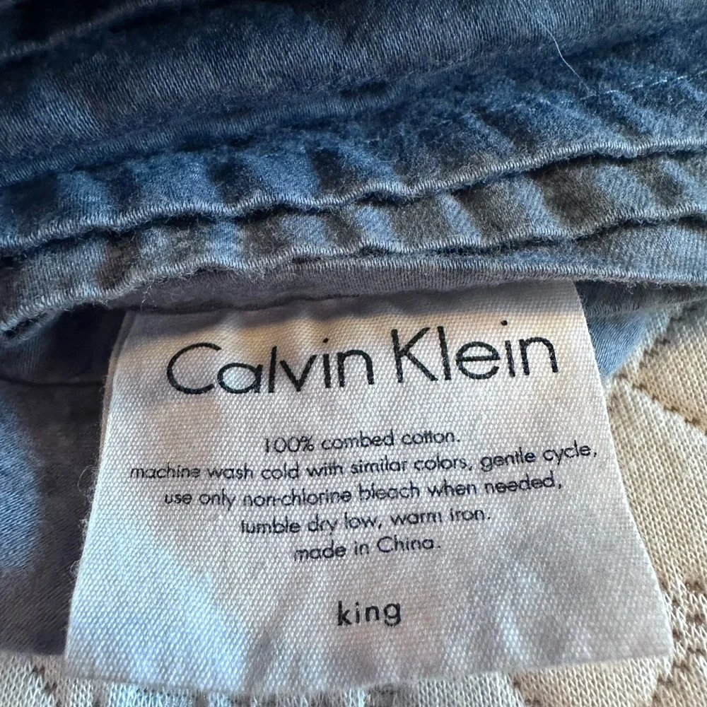 Lot Of 5 Items Calvin Klein Home Flat Sheet, Fitted Coverlet Relax Pillow Blanke